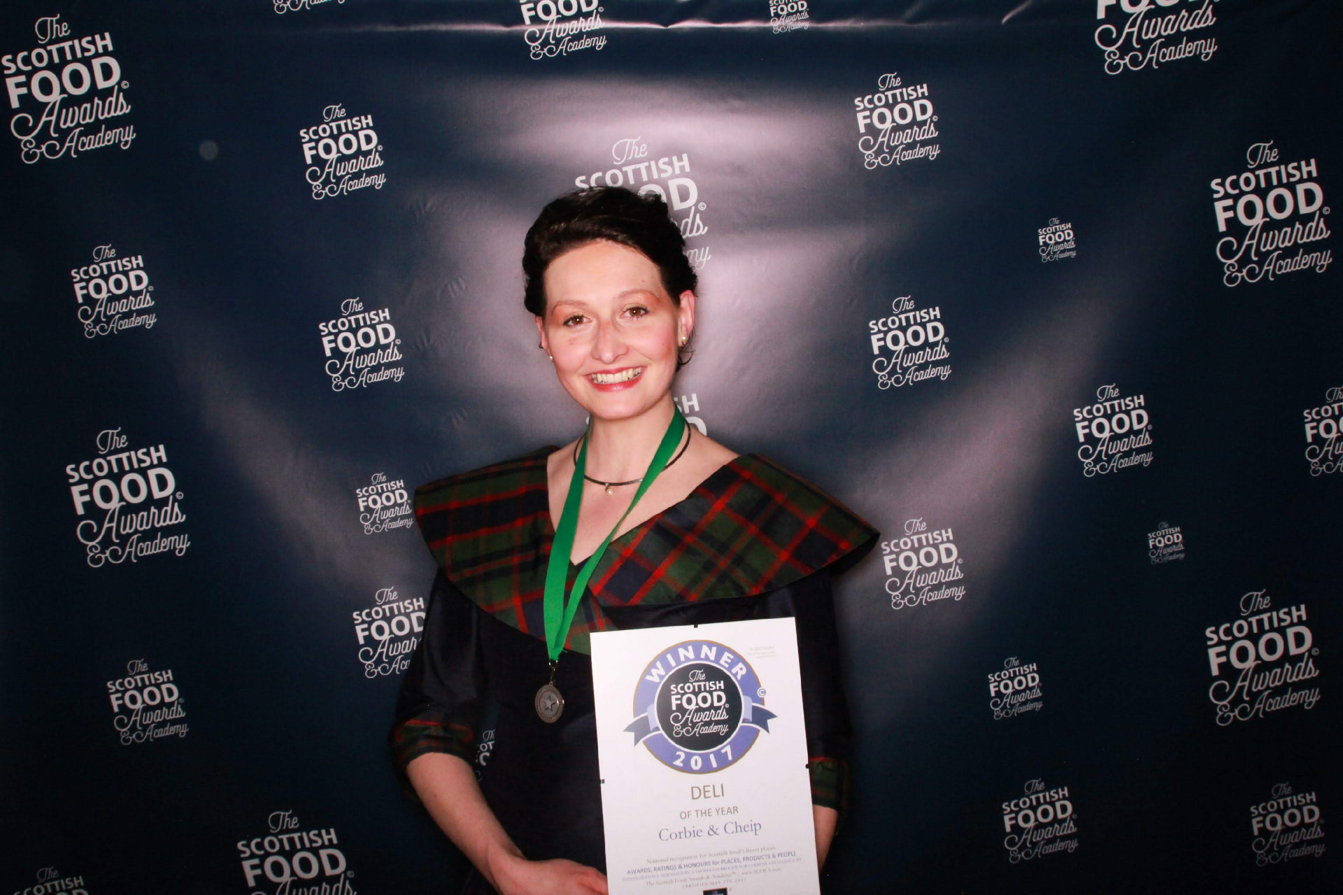Anne Schaeflein with the Deli of the Year certificate, Scottish Food Awards 2017